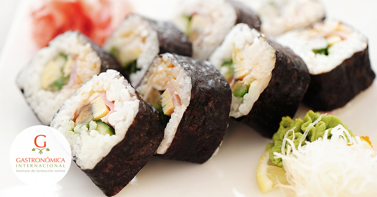 Maki roll: Aprende esta deliciosa receta | Gastronómica Internacional